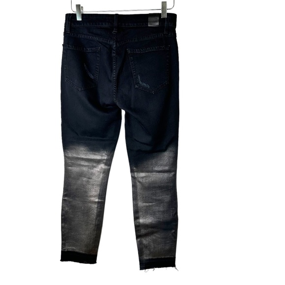 Anthropologie Level 99 Hombre Metallic Raw Hem Distressed Cropped Jeans Size 26 - Picture 2 of 11